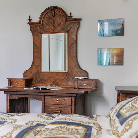 Nadine - Bilocale In Centro