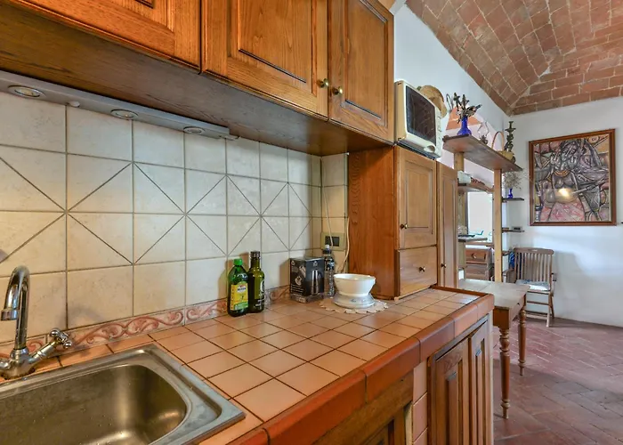 Nadine - Bilocale In Centro *