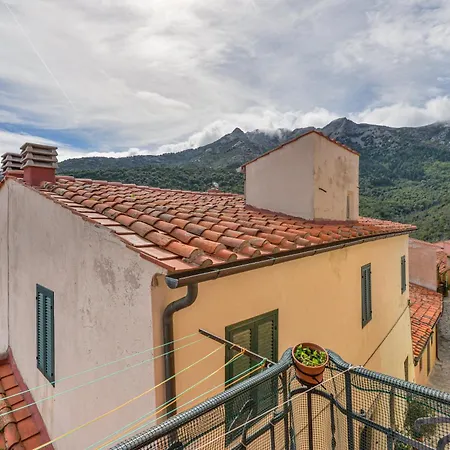 Nadine - Bilocale In Centro *