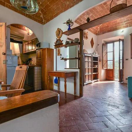 Apartment Nadine - Bilocale In Centro Marciana (Isola d'Elba)
